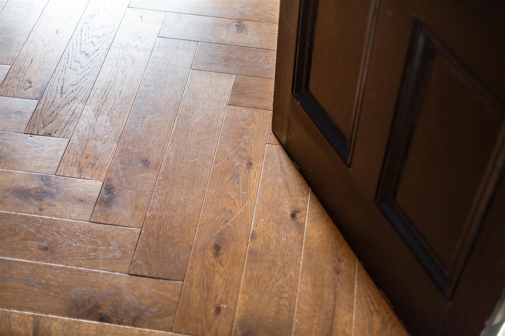 Queen Victoria Road, Llanelli, SA15 2TL